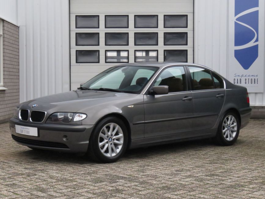 ontploffing hoesten Serena E46 318i Sedan