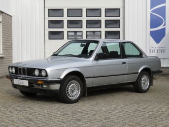 BMW E30 316 Coupé
