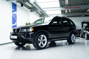 BMW E53 X5 3.0i