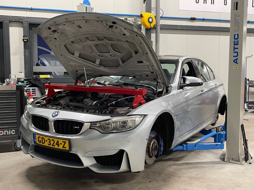 BMW F80 M3 Groot onderhoud