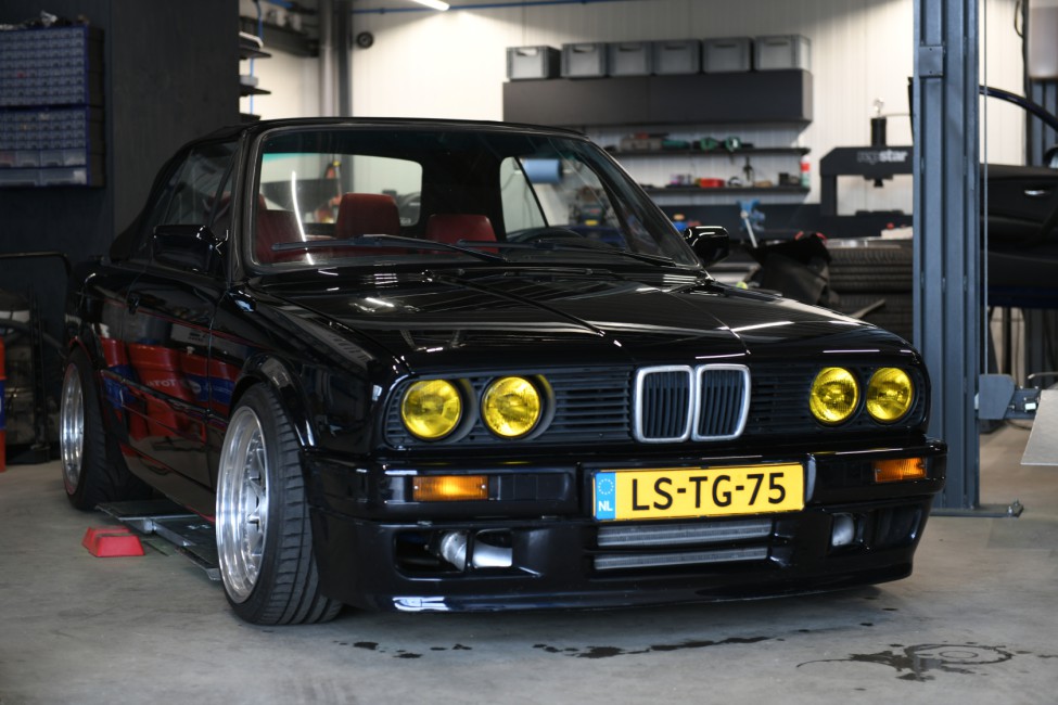 E30 1200pk Achteras Modificatie