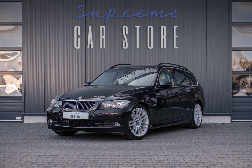 BMW E91 325i