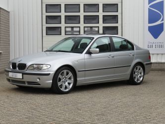 BMW E46 330i Sedan