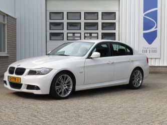 BMW E90 318i Sedan