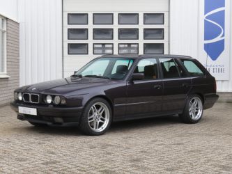 BMW E34 540i Touring