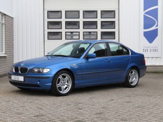 BMW E46 325i Sedan